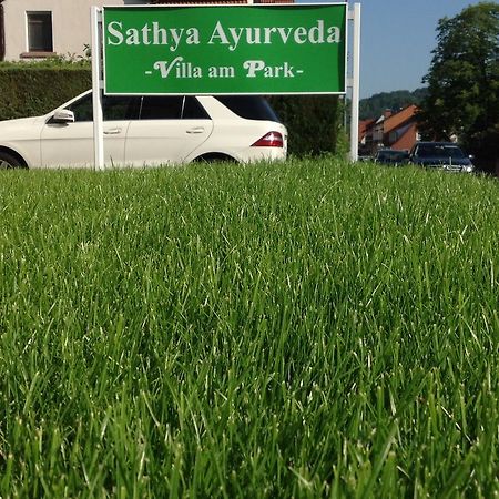 Sathya Ayurveda -Hotel Villa Am Park- Bad Orb Exterior photo