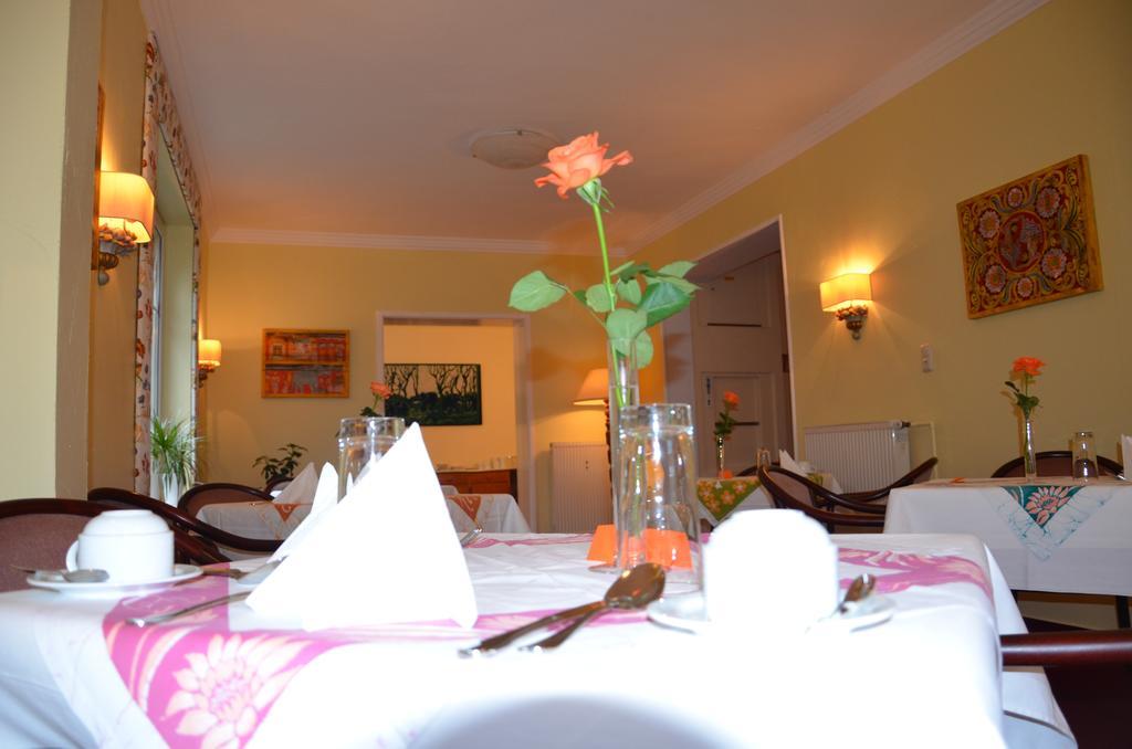 Sathya Ayurveda -Hotel Villa Am Park- Bad Orb Exterior photo